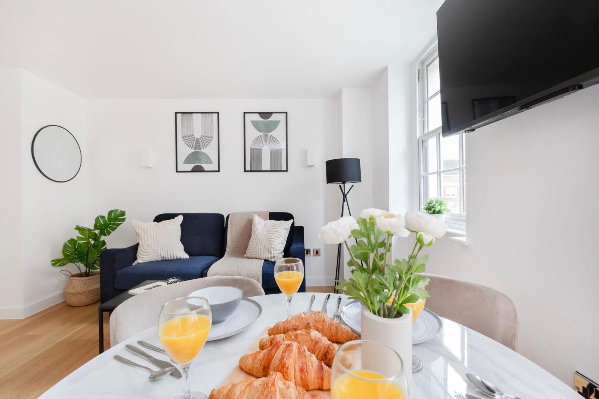 Fitzrovia With Balcony - Cityapartmentstay London Exteriör bild